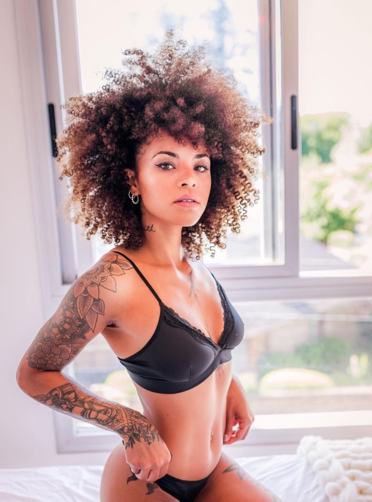 Nadina s Lenceria StyleTotal